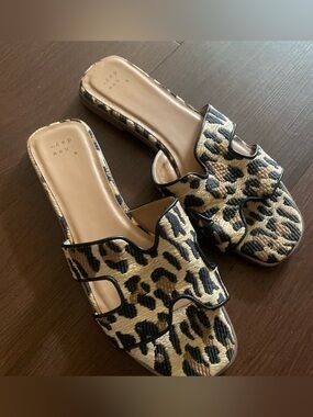 Leopard Print Slide Sandals in Beige and Black